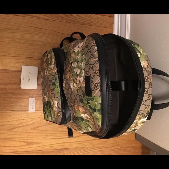Gucci Bloom Backpack - Picture 4 of 5